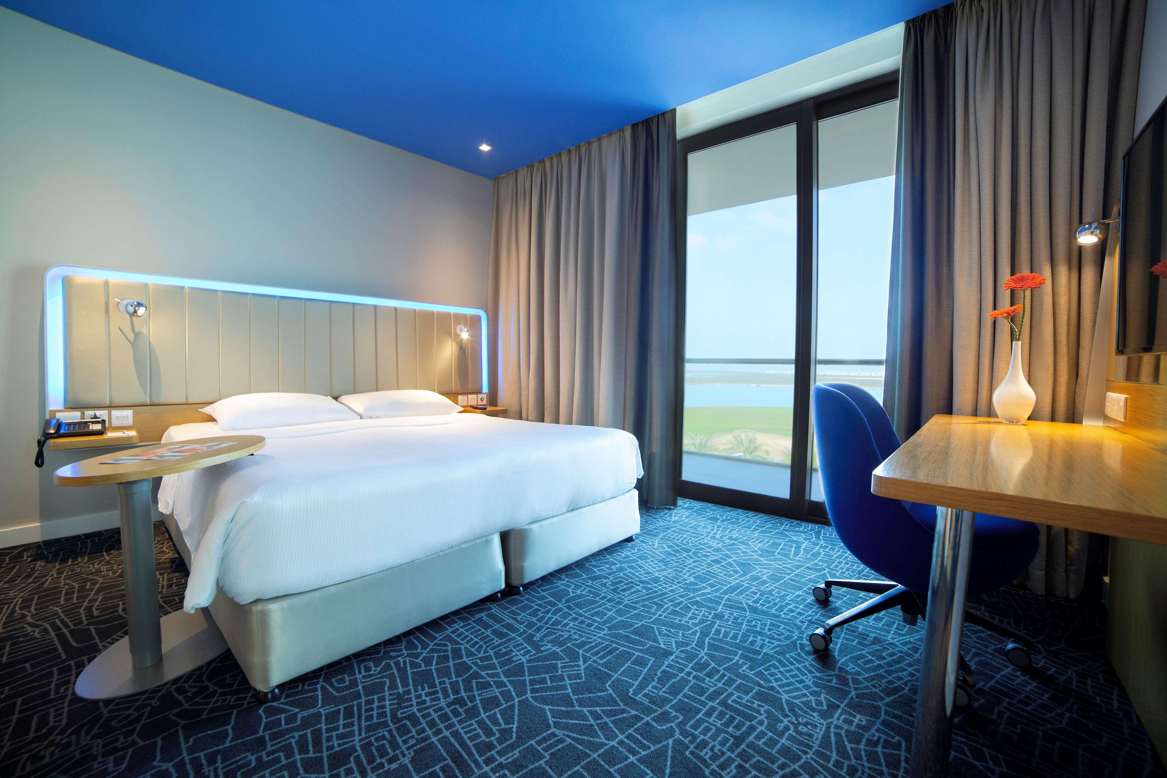 Park By Radisson Yas Island 3*