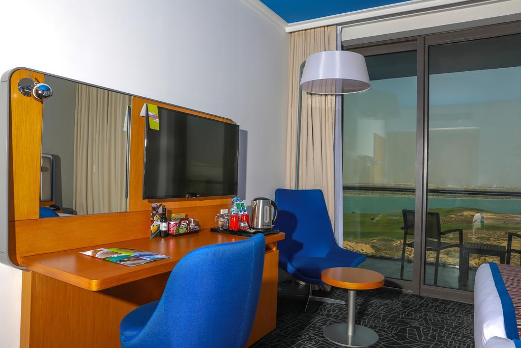 Park By Radisson Yas Island Hotel 3*